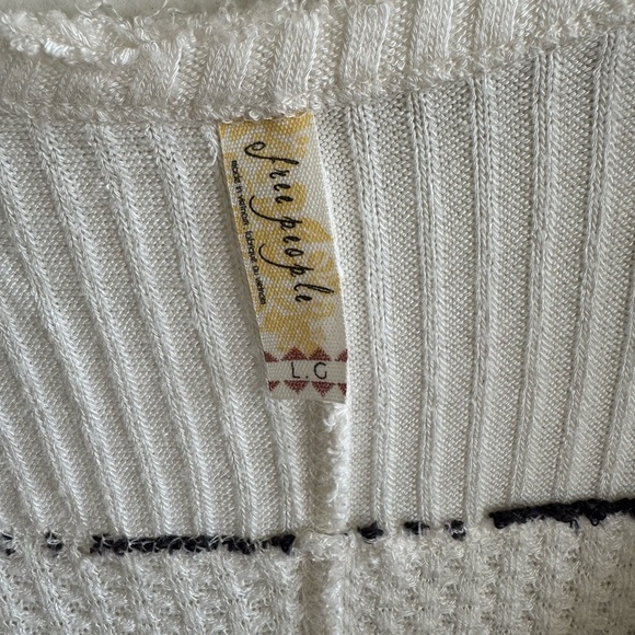 Free people black/white waffle knit v-neck striped sunset park thermal top sz L - Picture 7 of 8